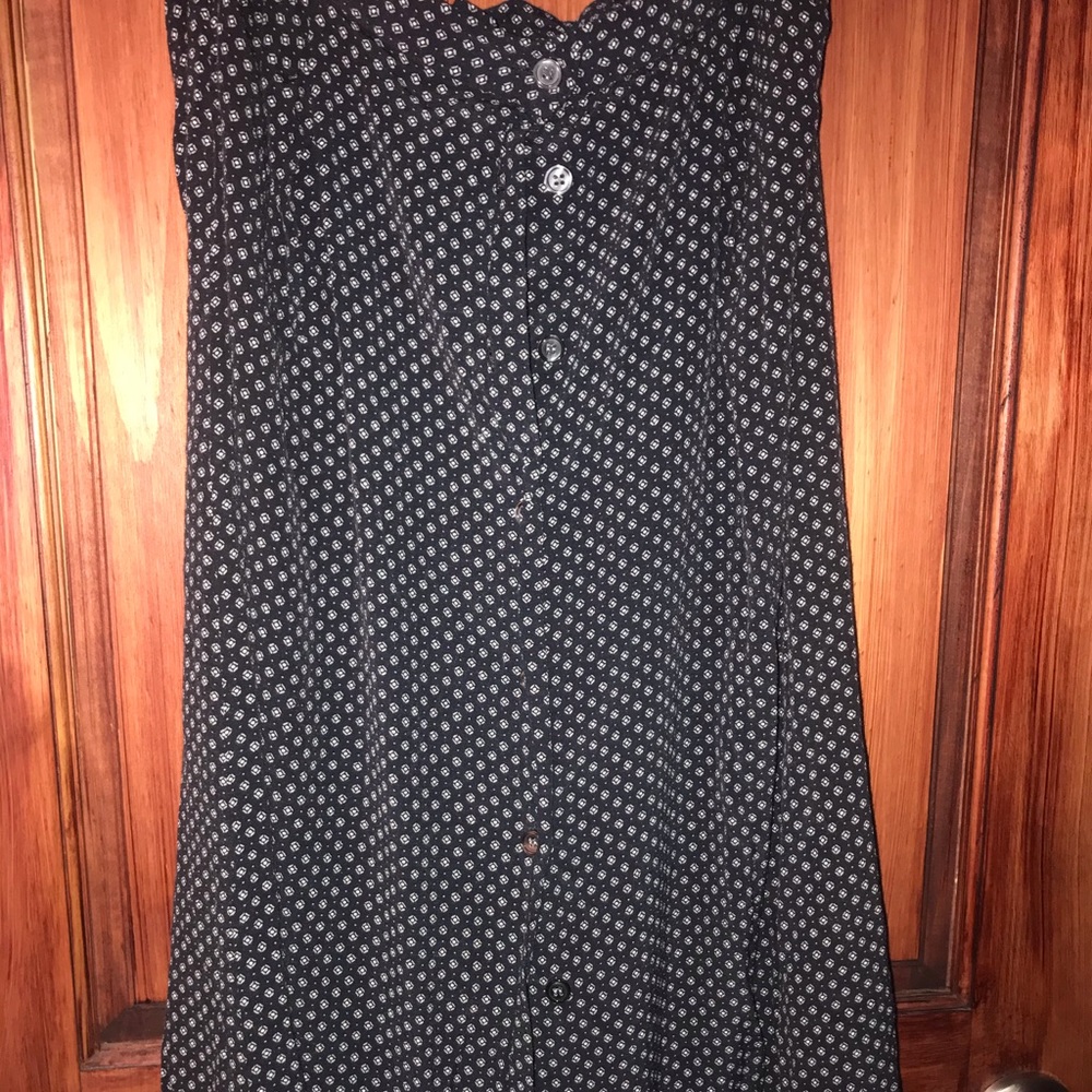 Black skirt with buttons